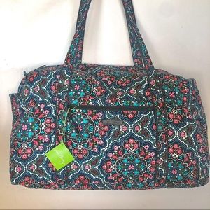 LAST 💥 Disney Vera Bradley Medallion Duffel Bag